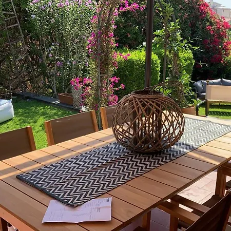 Oblo With Pool - - Taormina Aparthotel *